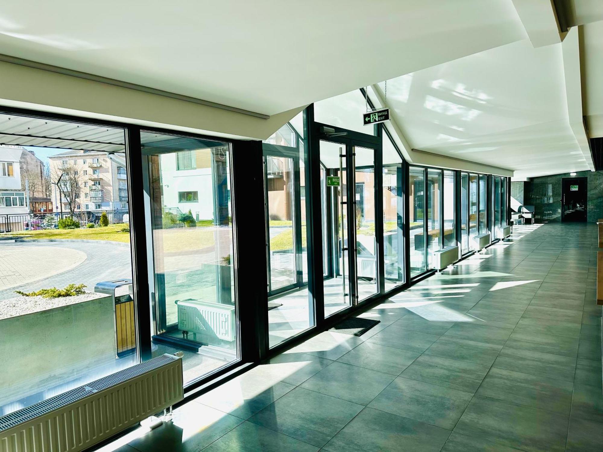 Designer Apartments In The City Center Rivne Eksteriør bilde